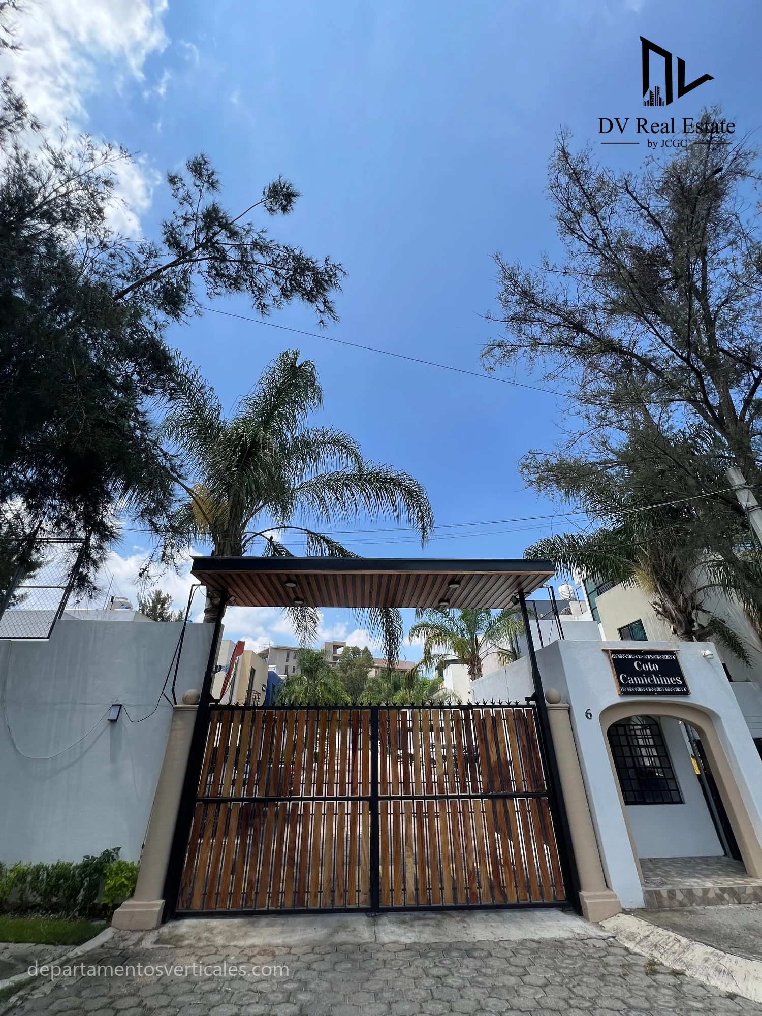 Casa dentro de Fracc. La Tijera Tlajomulco