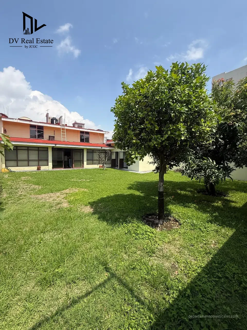 Casa en Coto Club Hípico Tapatío| atrás de ExpoGDL